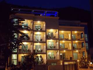 Апартаменты Apartments and Rooms Grand Palazzo Будва-2