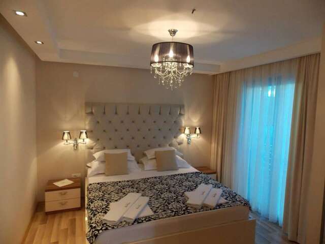 Апартаменты Apartments and Rooms Grand Palazzo Будва-19